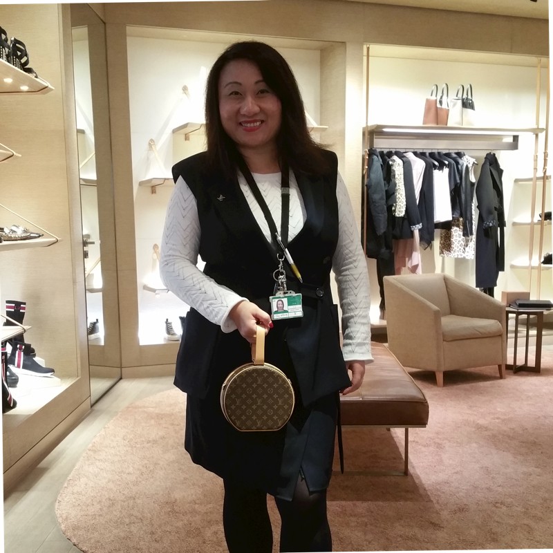 Tracey Deng - Client Advisor - Louis Vuitton