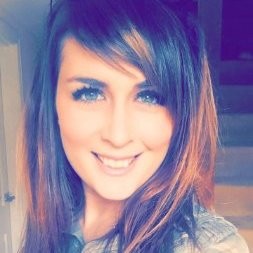 Chelsea Manning - Company Director - Chelsea Lauren Hair Extensions |  LinkedIn