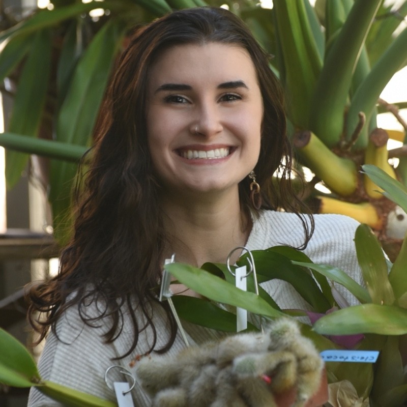 Gabrielle Moneymaker - Solarium Manager - University of North Carolina  Asheville | LinkedIn