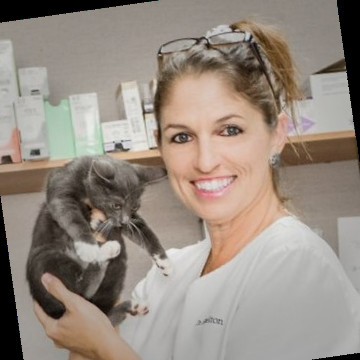 Susan Shelton - Veterinarian, Director, Founder - Saint Francis Animal  Hospital | LinkedIn