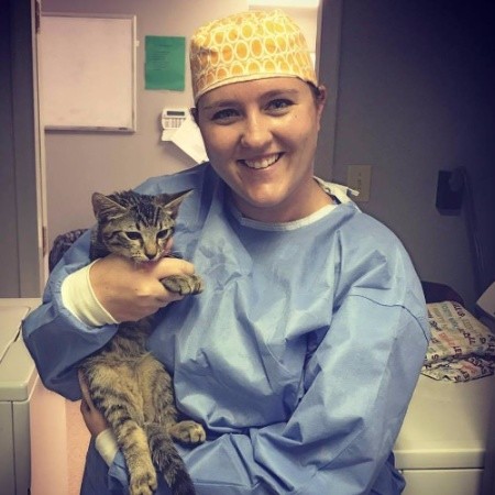Michelle Brauneis, DVM - Associate Veterinarian - Crosswinds Animal Hospital  | LinkedIn