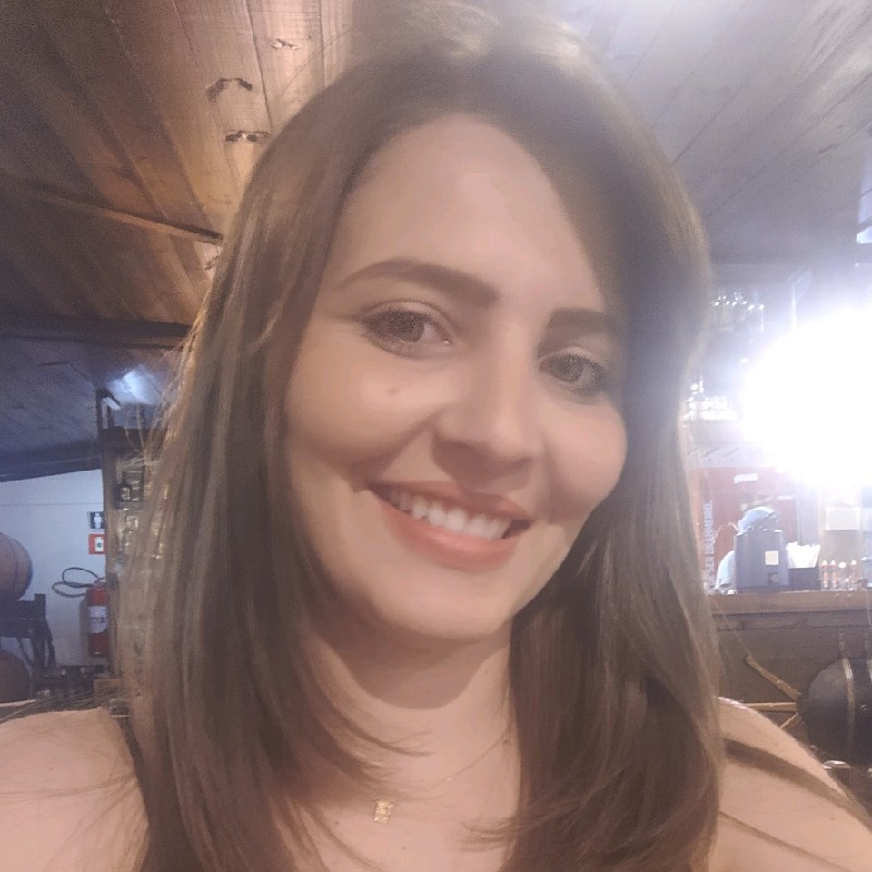 Jessica Monalize Rozalez - Comprador - Usina São João