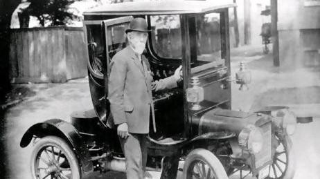 AUTOMOTIVE HISTORY – FEBRUARY 4, 1922 - Henry Ford Buys the Lincoln Motor  Company for $8M