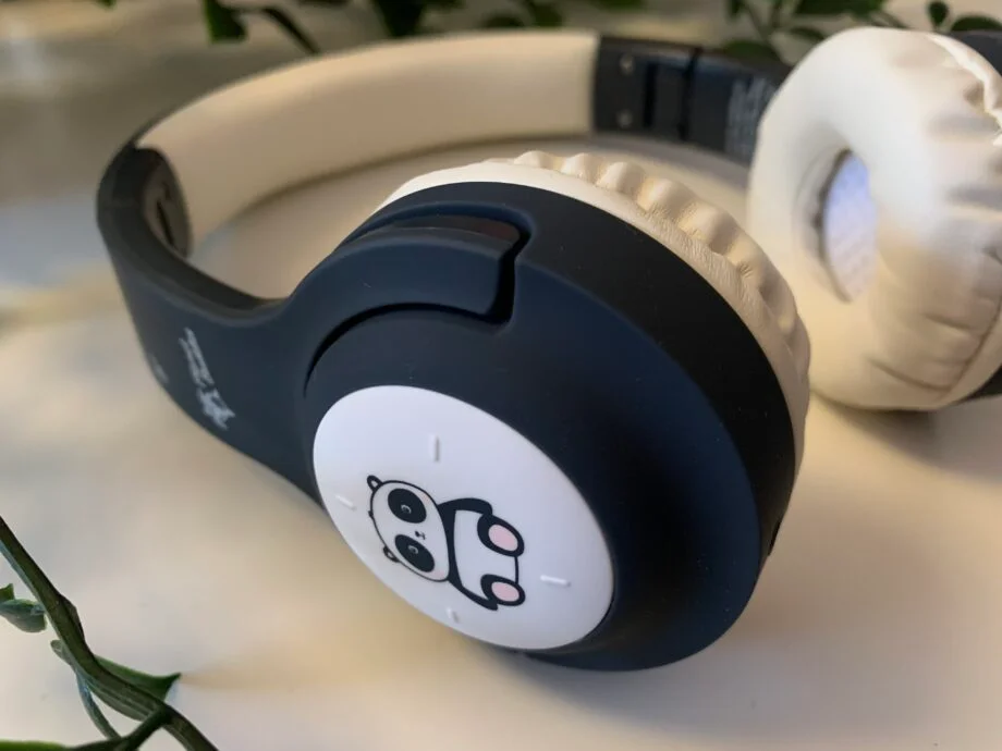 Planet Buddies Wireless Headphones Review