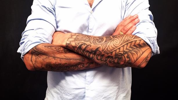 Tattoos, a brand new trend in France. Is there an impact on the  professional life ?