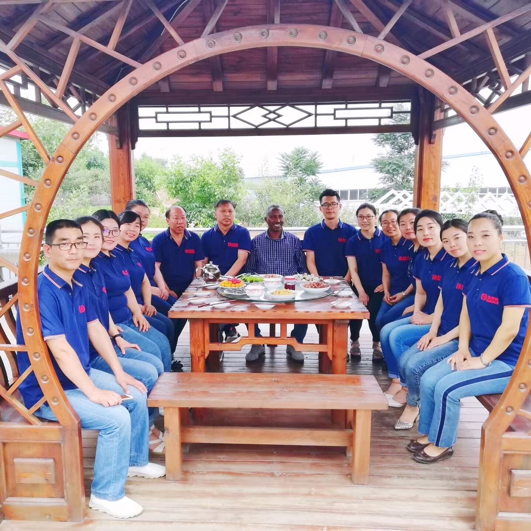 have a good lunch with client have a good lunch with client