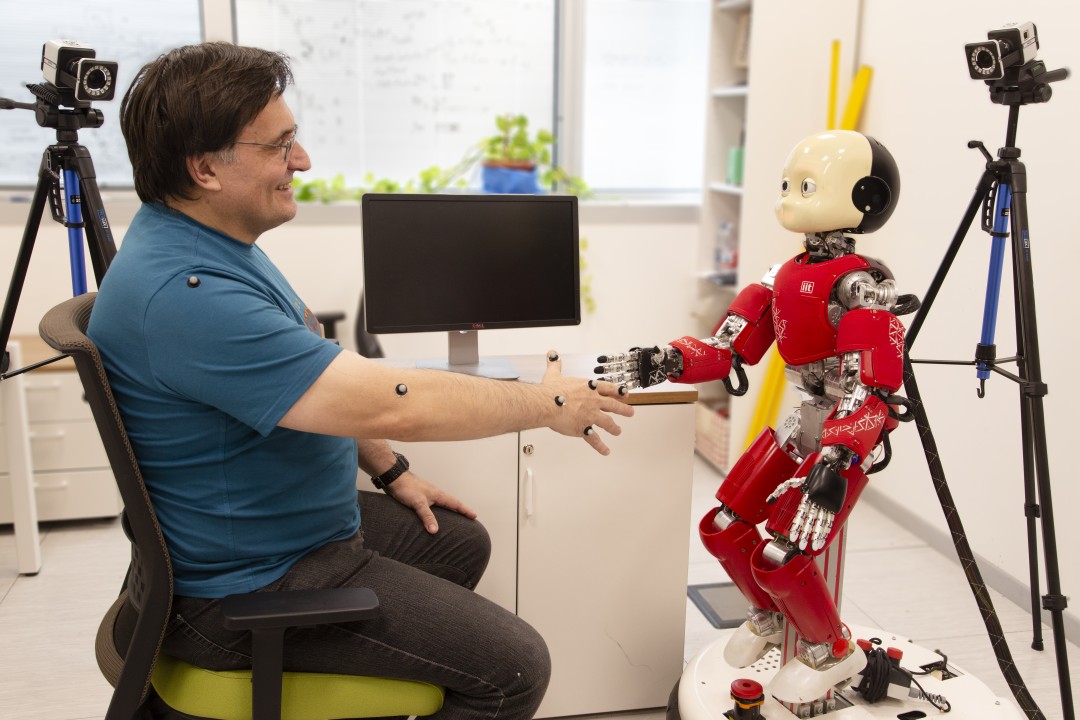 New fully funded PhD positions in Cognitive Robotics & Human-Robot Interaction at the Italian Institute of Technology