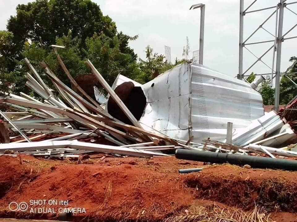 About the recently Collapsed Overhead Water Tank In Anambra State ...