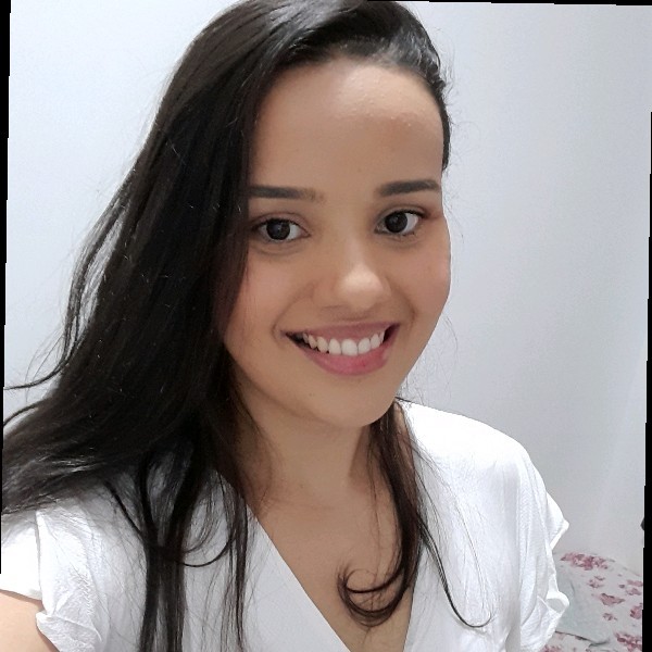 Júlia Nascimento - Farmacêutica plantonista - Farmácias Pague Menos |  LinkedIn