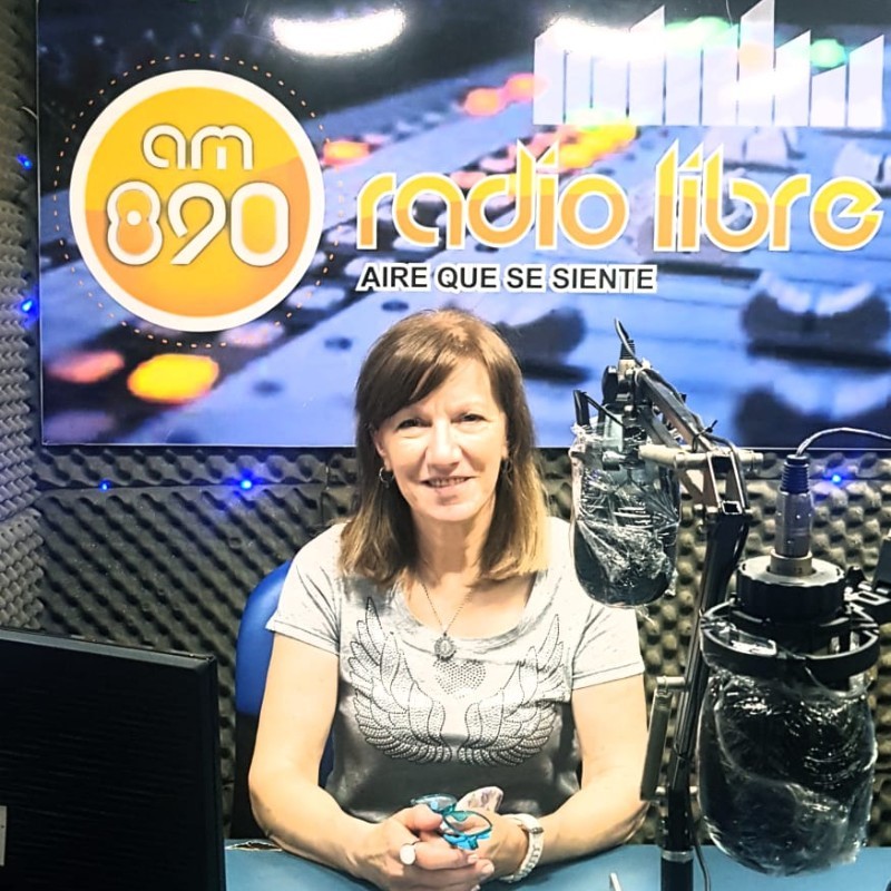 marzo Menos Frugal Reyna G. Borzino - Conducción y Producción en Radio - AM 890 Radio Libre |  LinkedIn