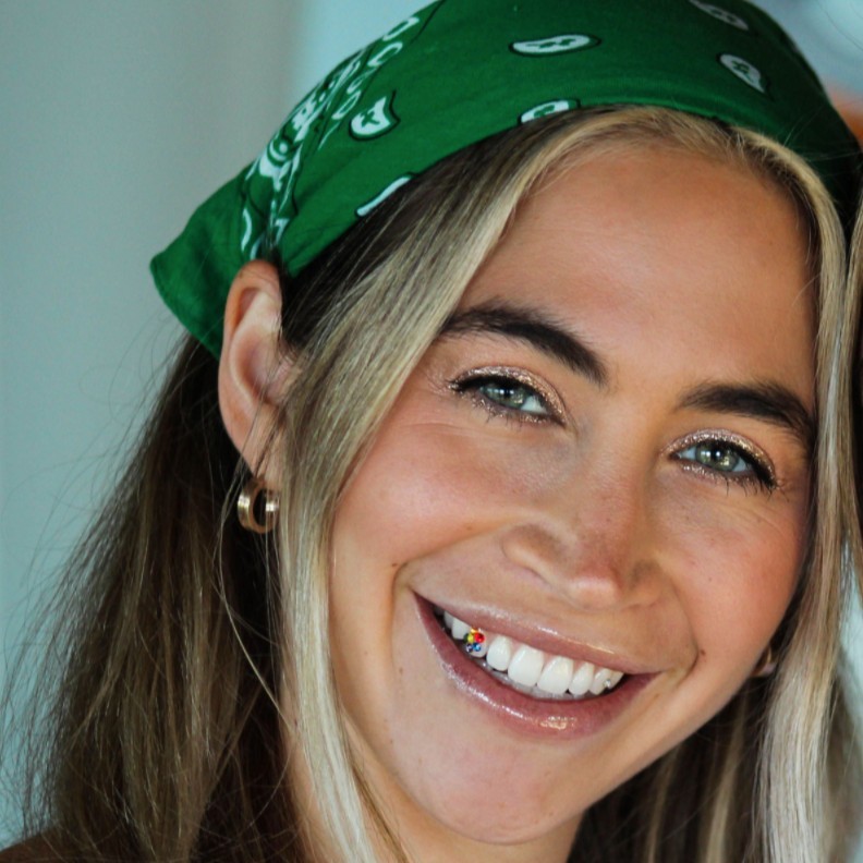 Allie Kaplan - Co-Founder - Gemzeez