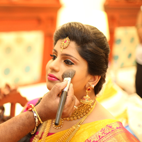 Sri Sarath Professional Makeup Artist