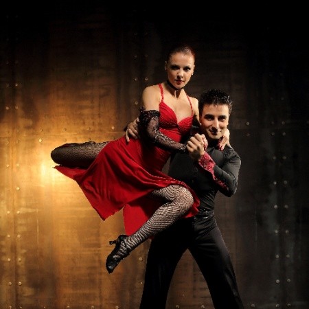 Daria Makukha and Dmitri Zabunov - Jugglng Duo 