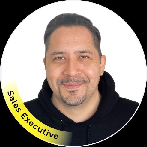 Jesús Leal - Sales Executive - Ucallz Live Answering Service | LinkedIn