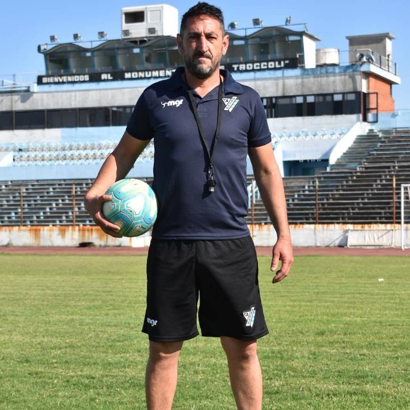 Carlos Britos - Tecnico de Futbol - Entrenador de Futbol