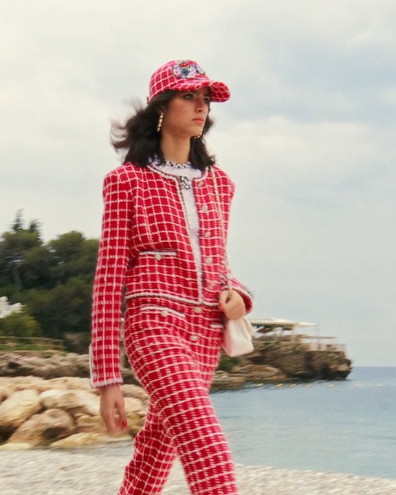 LinkedInのCHANEL: The Film of the Show — CHANEL Cruise 2022/23