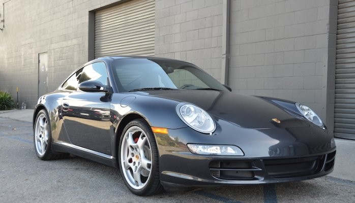 2007 Porsche 911 (997) Carrera 2 with 6 speed 20k miles. For sale