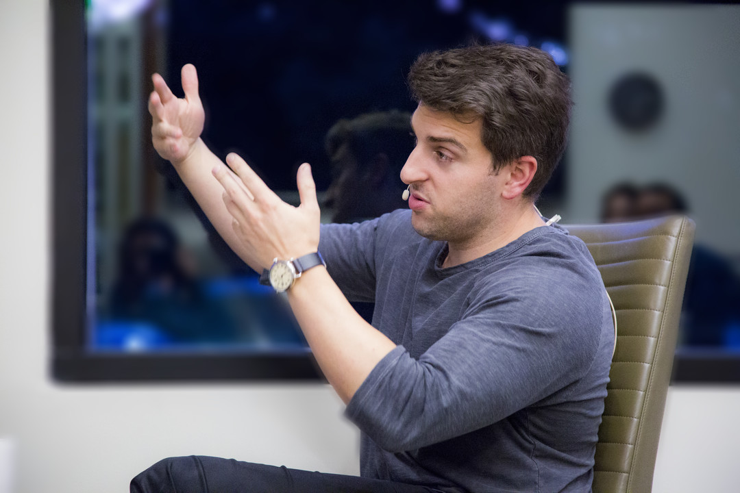 How to Scale a Magical Experience: 4 Lessons from Airbnb's Brian Chesky