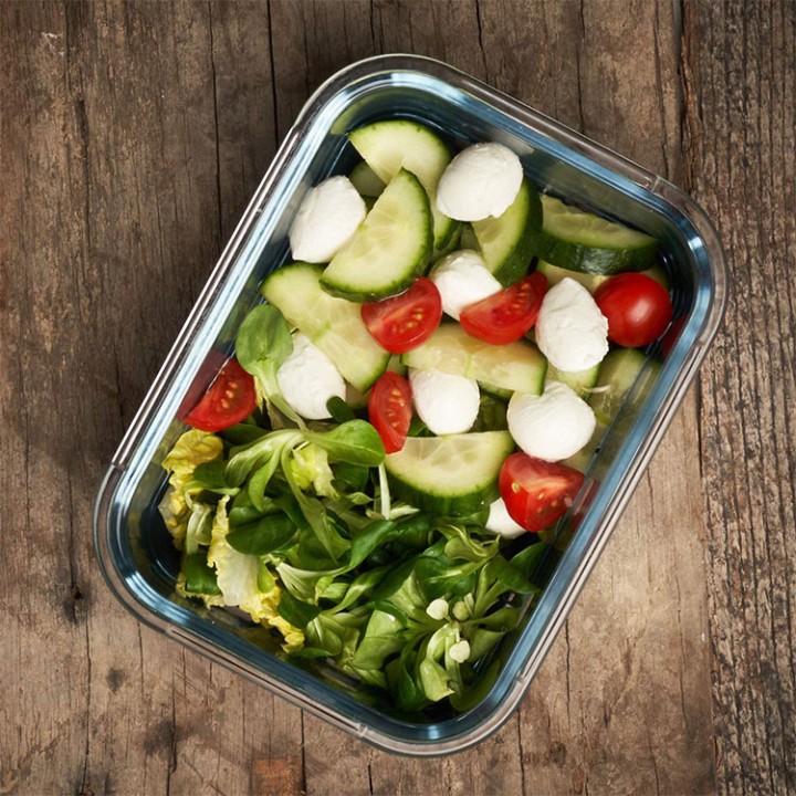 Are glass containers safe to hold and store food?