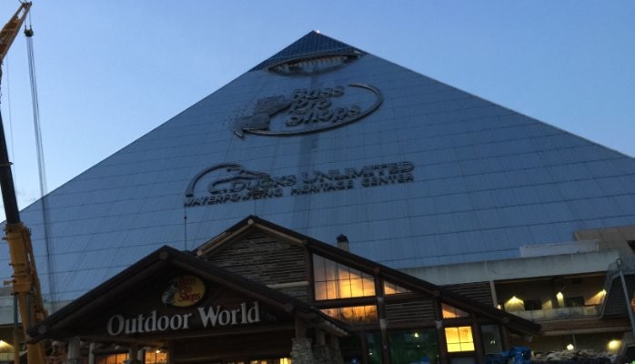 Largest Bass Pro Shop In the World