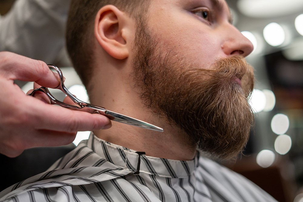 5 Beard Maintenance Tips by Best Barber in Gurgaon For a Full, Healthy