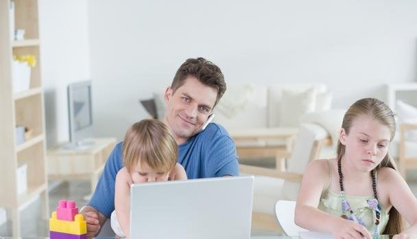 Confessions of a Telecommuting Dad.