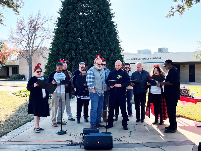 City of Euless on LinkedIn: City Staff got in the holiday spirit this City of Euless on LinkedIn: City Staff got in the holiday spirit this