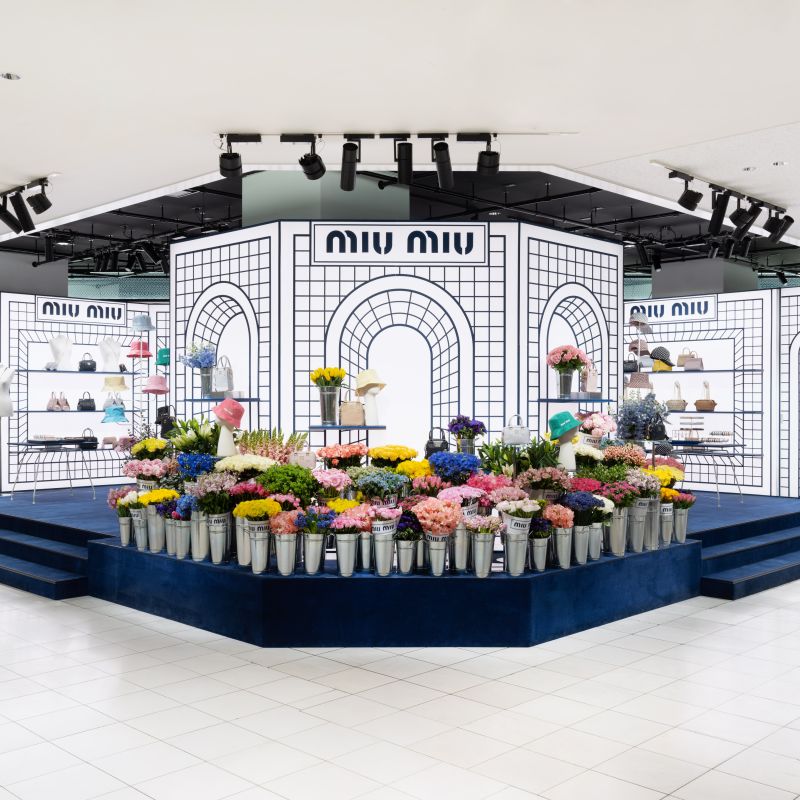 Prada & Miu Miu Stores  dkstudio architects inc.