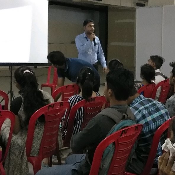 Sushil Yogi - Animation /Vfx, Graphics Designing, Motion Graphics - Reliance  Education, Agra | LinkedIn