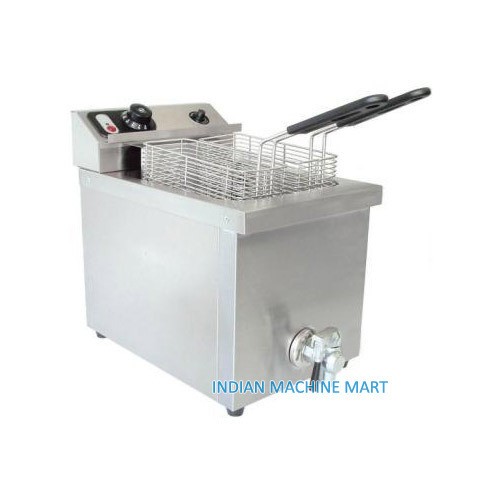 French fries, chips, finger chips or french-browned potatoes Making Machine