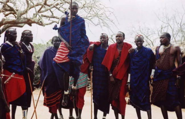 Serengeti people