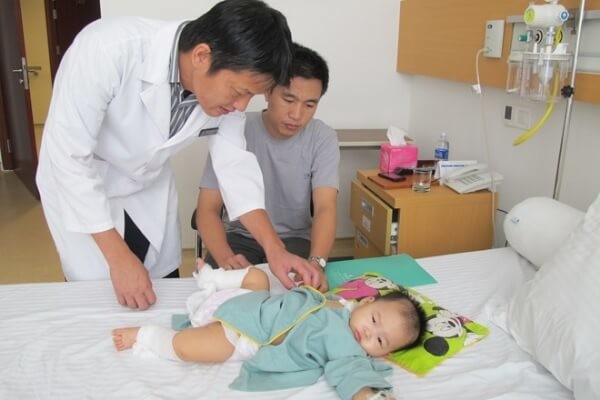 22 bác sĩ chuyên khoa Nhi giỏi tại Hà Nội [Kinh nghiệm]