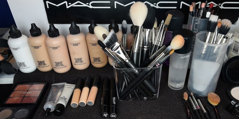 Brand M A C Cosmetics Ready For Export