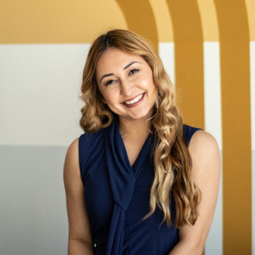 Selene Hernandez - Frontend Developer - Ivio Agency | LinkedIn