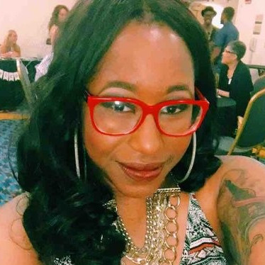 DaQuasia Brown - Social Media Support Representative - POP Fit