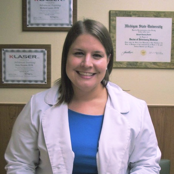 Dana Sweeton - Associate Veterinarian - Warren Animal Clinic | LinkedIn