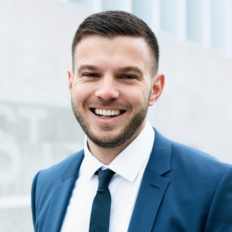 Philipp Berger MSc Maklerbetreuer Vertriebsleiter Teroxx Global Philipp Berger MSc Maklerbetreuer Vertriebsleiter Teroxx Global