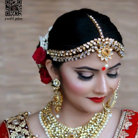 POOJA Ayilwar Ruhela - Freelance Makeup Artist & Hair Artist -  /glamupwithpooja/?tsid=&source=typeahead  | LinkedIn