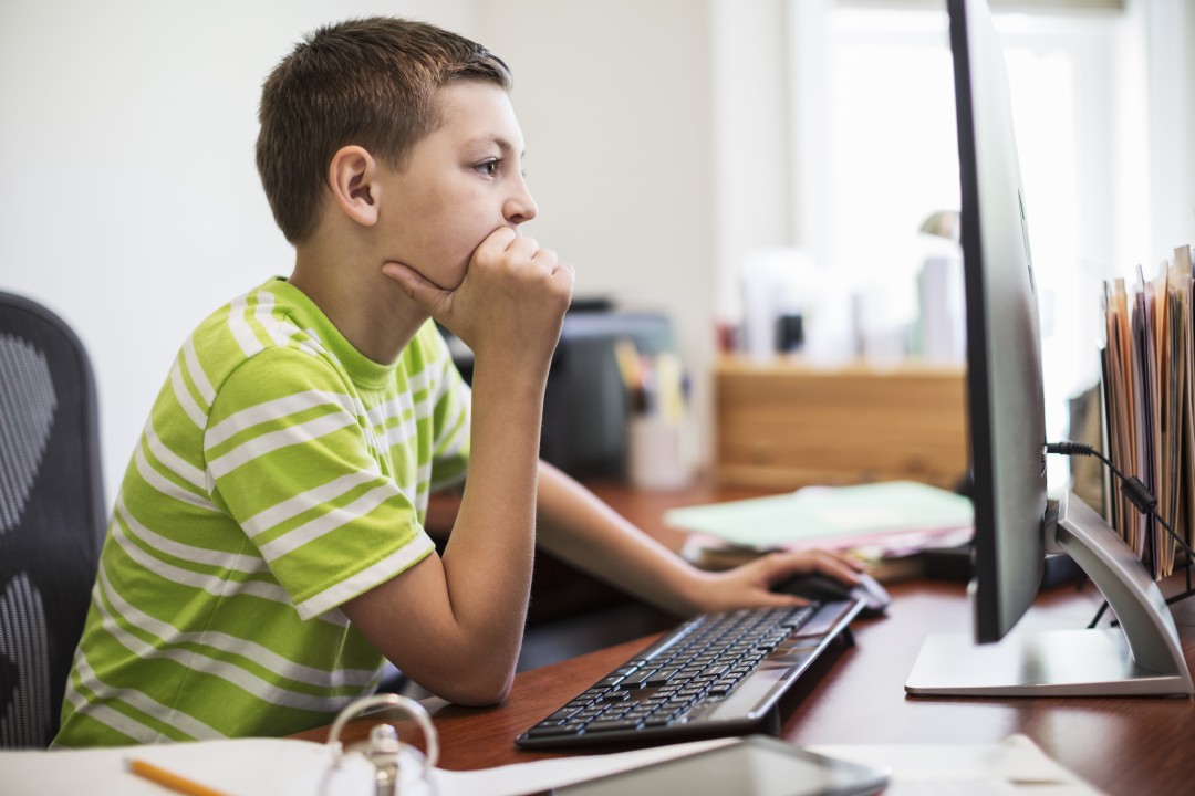 Challenges of Excessive Screen Time for Students