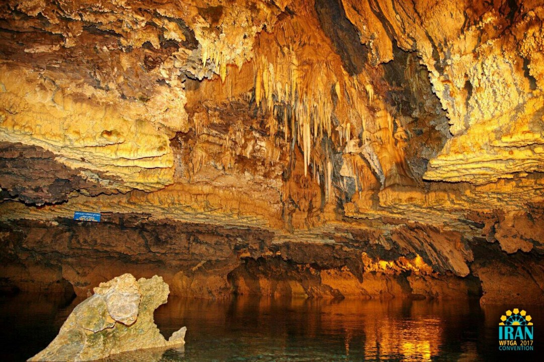 Alisadr : one of the Biggest World Water Caves 