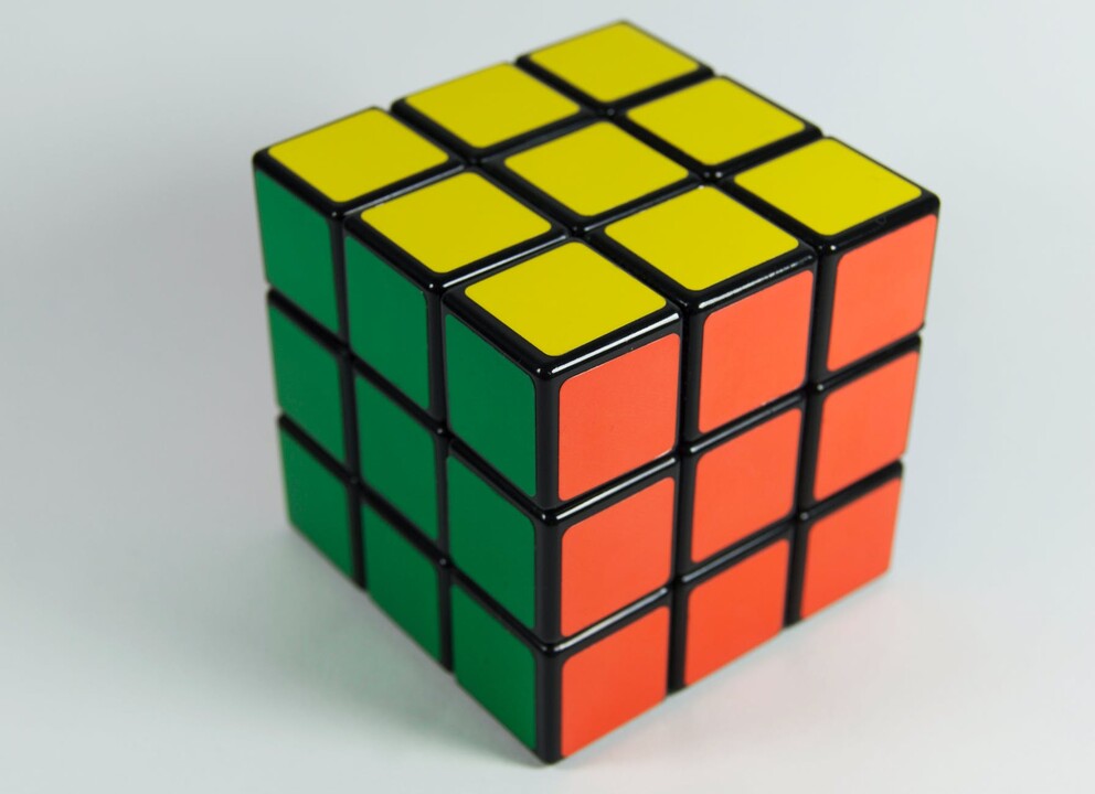 7 Ways to Learn About Leadership by Playing With the Rubiks Cube