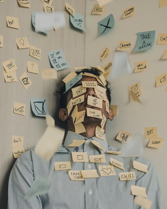 Information Overload: The Pain of Learning as a Digital Marketer - A Review