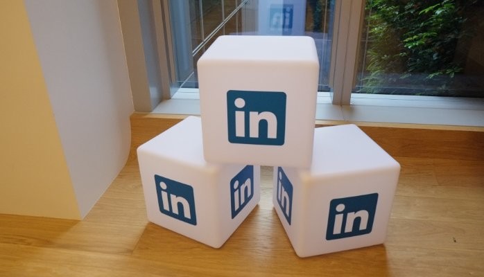 9 Ways To Expand Your LinkedIn Network