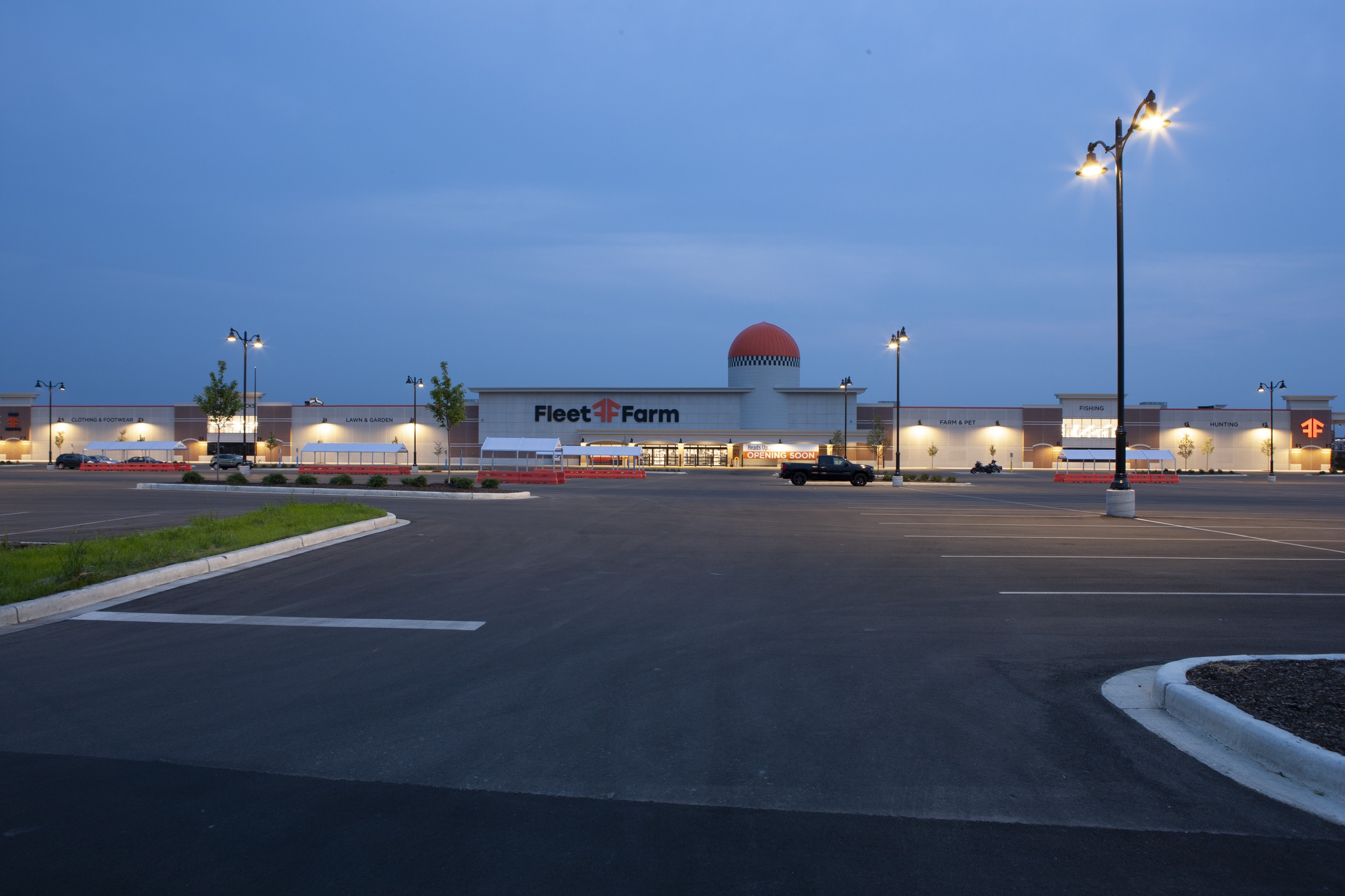 Fleet Farm Auto Center 74 - 28ktyvk