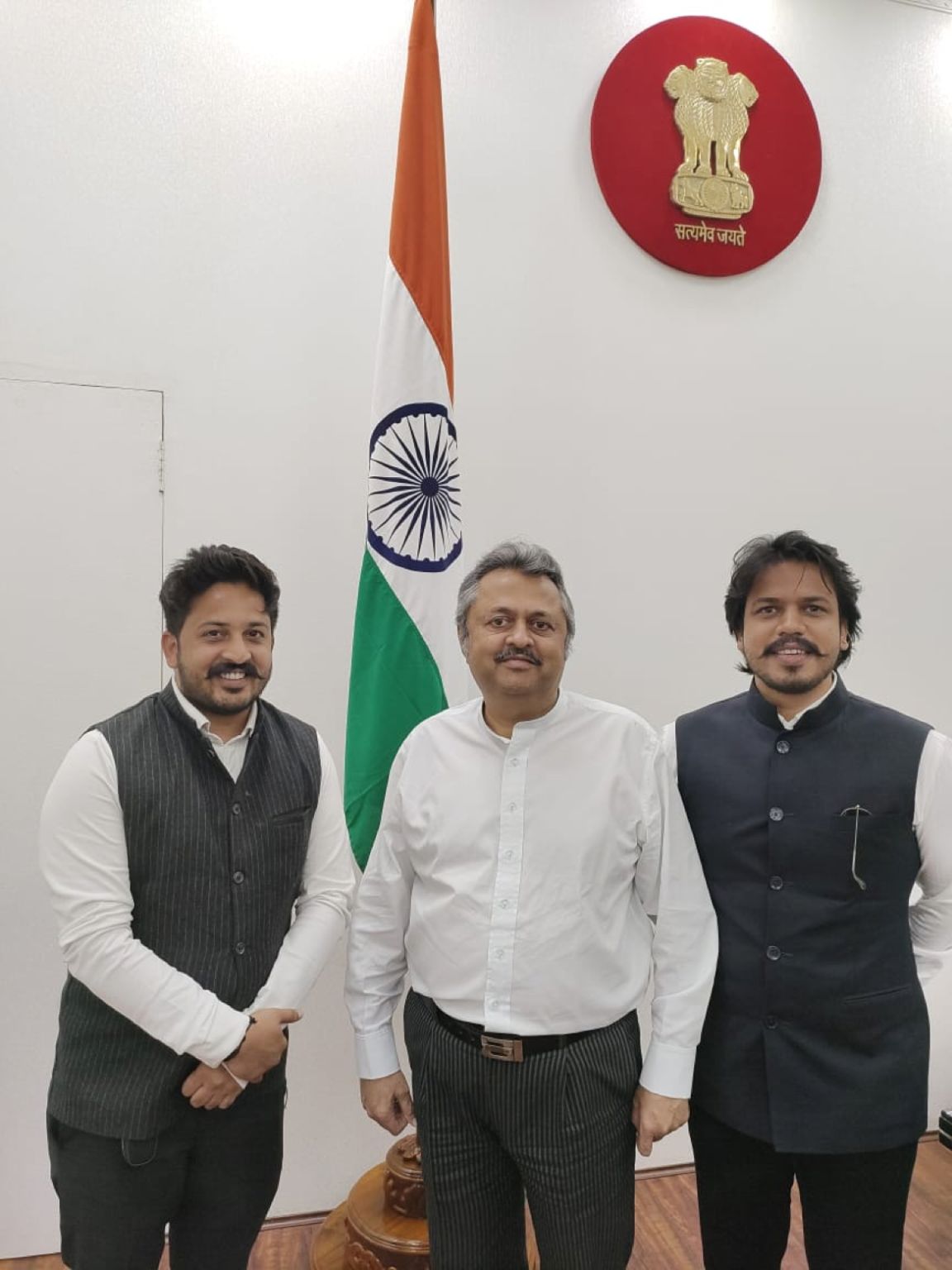 Abhishek Jain on LinkedIn: Pleasant meet with Hon ble Chief Justice of Abhishek Jain on LinkedIn: Pleasant meet with Hon ble Chief Justice of
