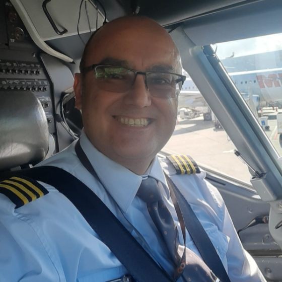Josue Torres - Piloto de linha aérea - GOL Linhas Aéreas Inteligentes