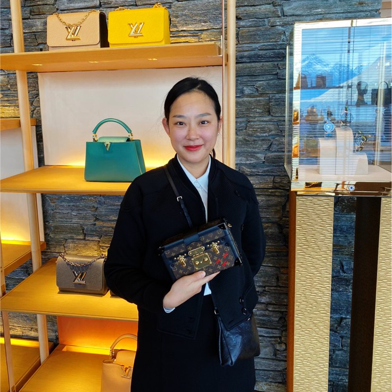 Ye-Jin Son - Client Advisor - Louis Vuitton