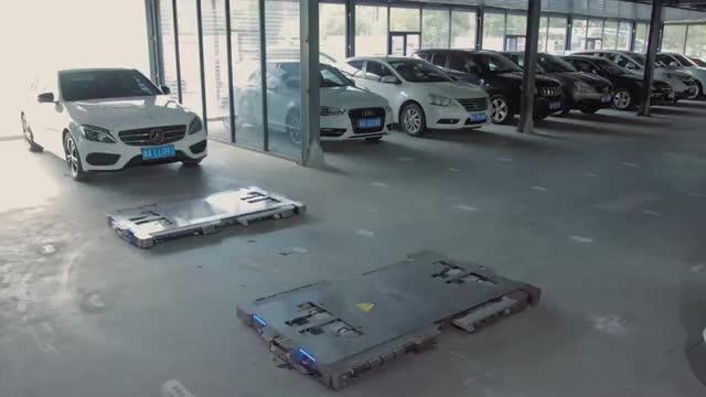Lukas M. Ziegler on LinkedIn: Robotic valet parks Mercedes-Benz AG car! 🚗  Parking management…
