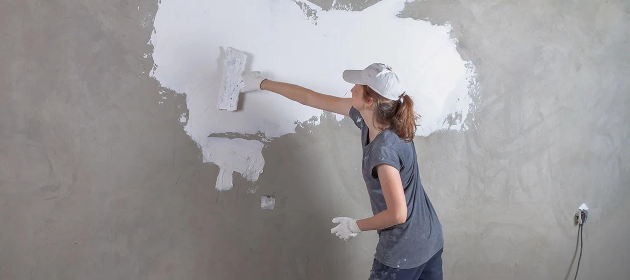 Difference Between Wall Putty and White Cement