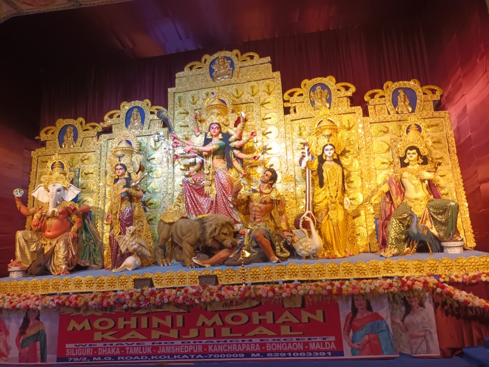 Durga Puja In Kolkata 2023 | The famous Hindu Festival